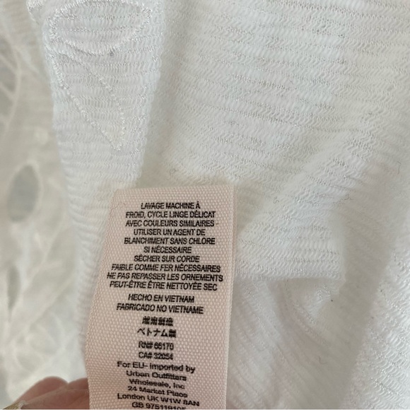 Free‎ People White Embroidered Peasant Top Size XS - Picture 10 of 10
